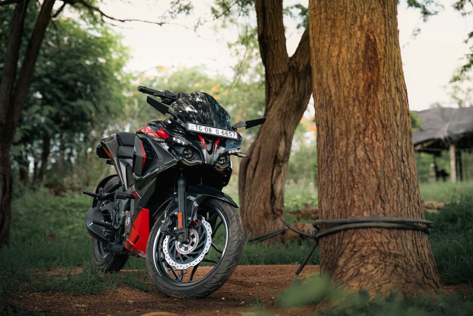 Inspiration déco : créez une ambiance dynamique avec du papier peint moto